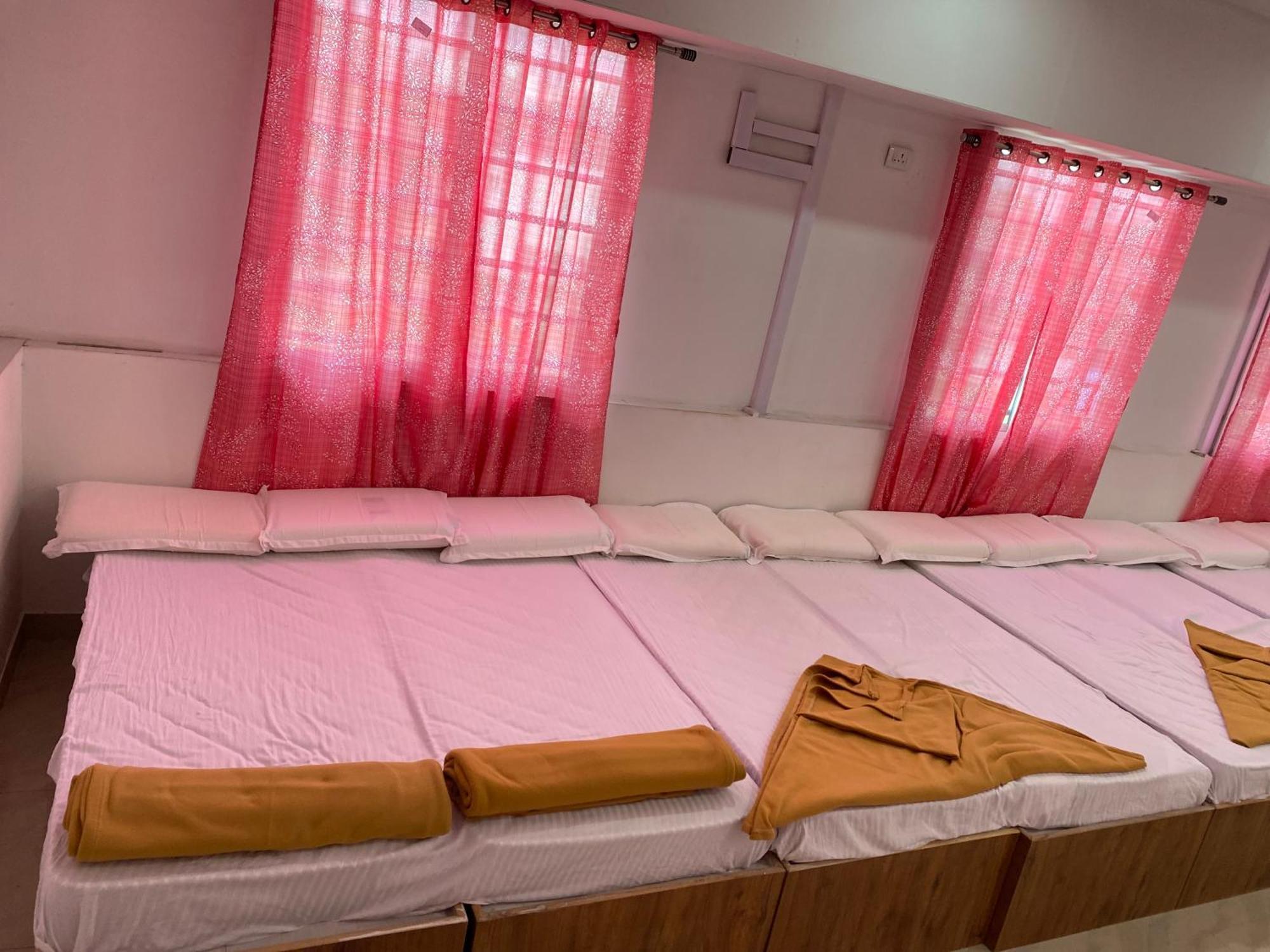 B Six Hotel Bengaluru Zewnętrze zdjęcie