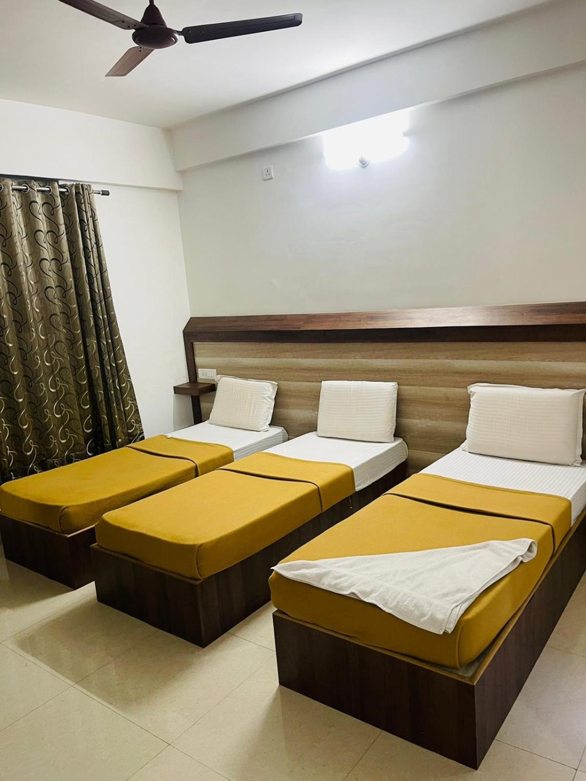 B Six Hotel Bengaluru Zewnętrze zdjęcie