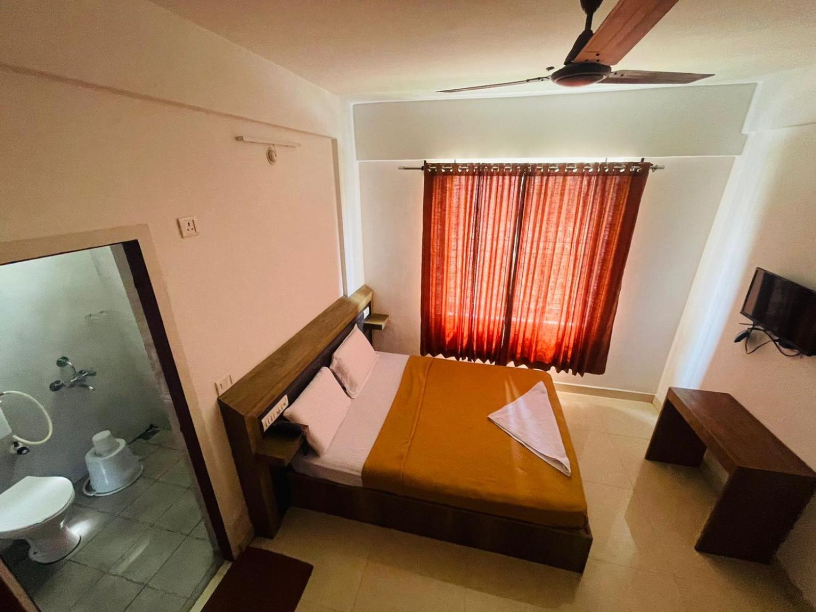 B Six Hotel Bengaluru Zewnętrze zdjęcie