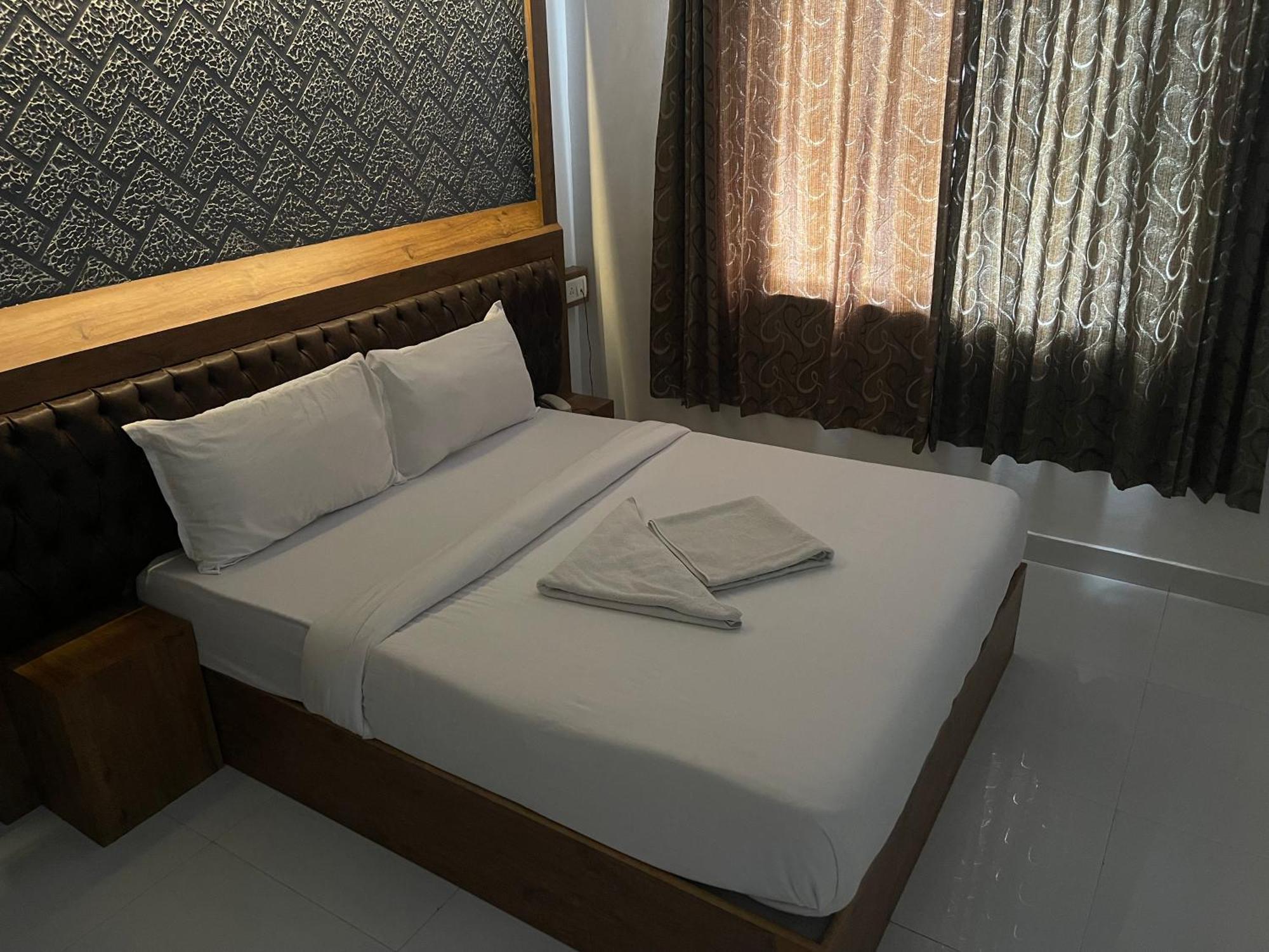 B Six Hotel Bengaluru Zewnętrze zdjęcie